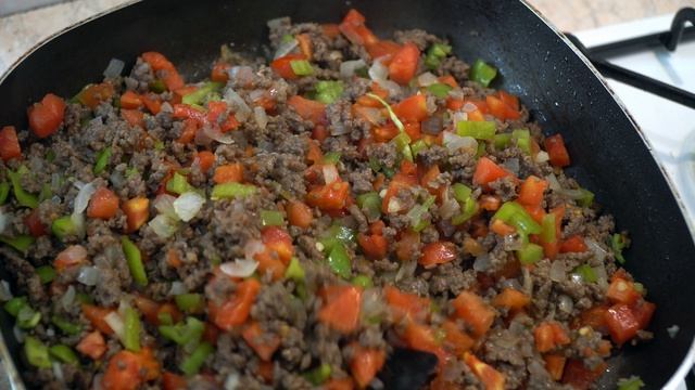 Блюда с фаршем. Варианты. Рецепт внутри. смотреть онлайн