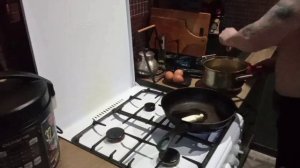 Кормление главных членов семьи 😽😽😽 Утренний ритуал мужа 🧑🍳🧑🍳🧑🍳Кто молодец -муж молодец👏