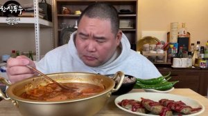 Мукбанг по Корейски, кушаем и наслаждаемся