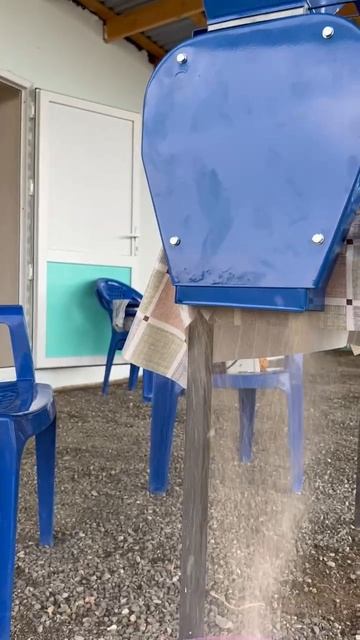 Зернодробилка до 240 кг./ч смотреть онлайн