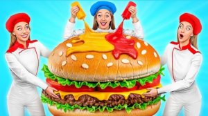 Челлендж с гигантской едой