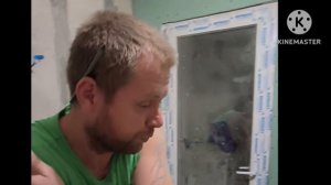 Купили плитку на стены/узкая душевая/посикуньчики