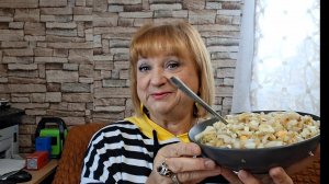 Приготовила новогодний салат из кальмаров!!!