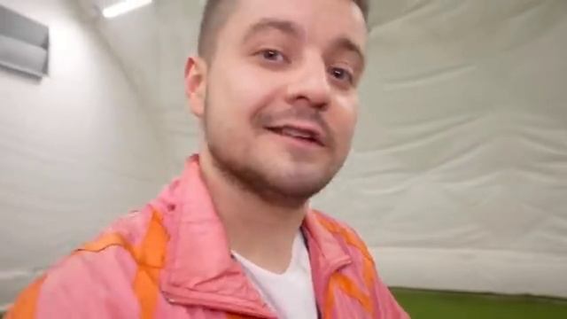 СТАЛИ ФУТБОЛИСТАМИ НА 24 ЧАСА смотреть онлайн