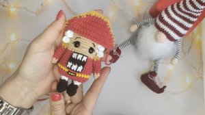 Зимний бум амигуруми 3,3 неделя //подарочки //вышивка // носочки