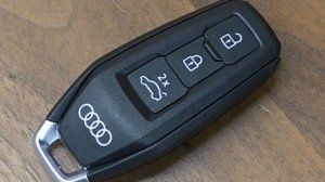 Замена элемента питания в ключе Audi 2026 VAG-UPGRADE.RU
