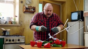 как  садовнику сделать запрещенную антенну с Ютуба