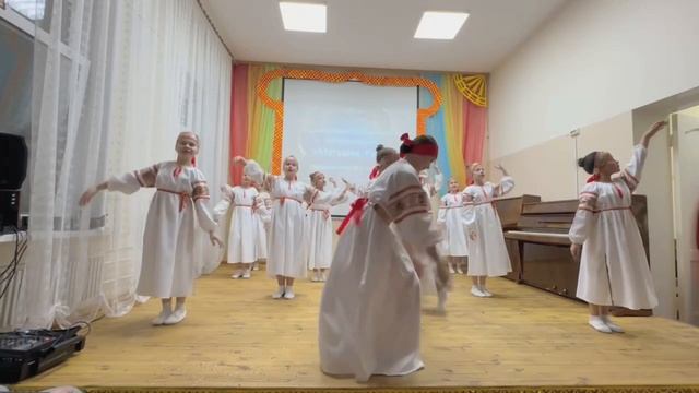 Новогодний концерт 2025. Хореографический ансамбль "Композиция" танец  "Матушка, Русь"