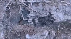 📹Крайне интересные кадры, на которых наземные дроны строят переправу…🇷🇺