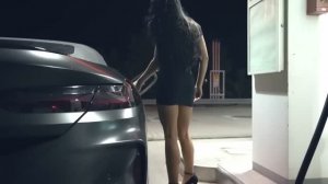 Клип секси девочка  на автозаправке