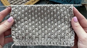 Простой рельефный узор спицами