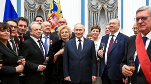 В Кремле проходит церемония вручения государственных наград РФ, 24 декабря 2025 года