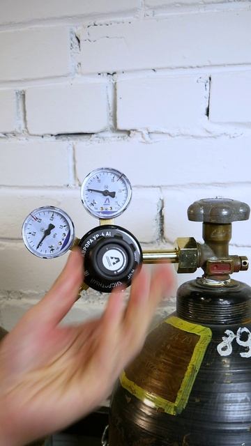 Какое давление или расход газа настроить на сварочных редукторах для MIG или TIG сварки? смотреть онлайн