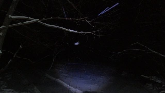 Пурга, прячусь в палатке. Думал заметëт и не смогу выбраться. смотреть онлайн