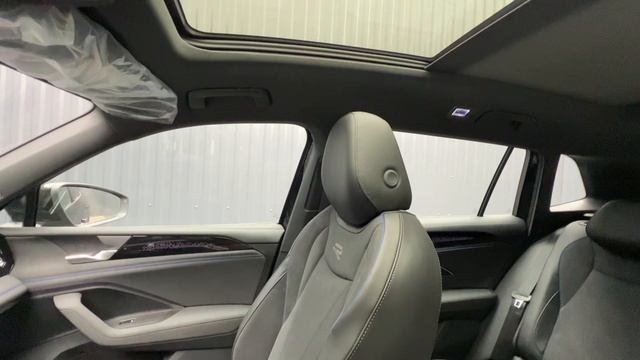 Volkswagen Tiguan L PRO 2.0 220 лс AMT 2025 смотреть онлайн