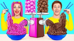 Жевательная Резинка vs Шоколадная Еда Челлендж | Сумасшедший челлендж от Multi DO Challenge