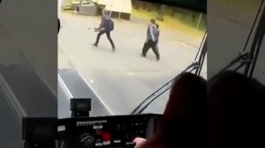Железные нервы у водителей трамваев...