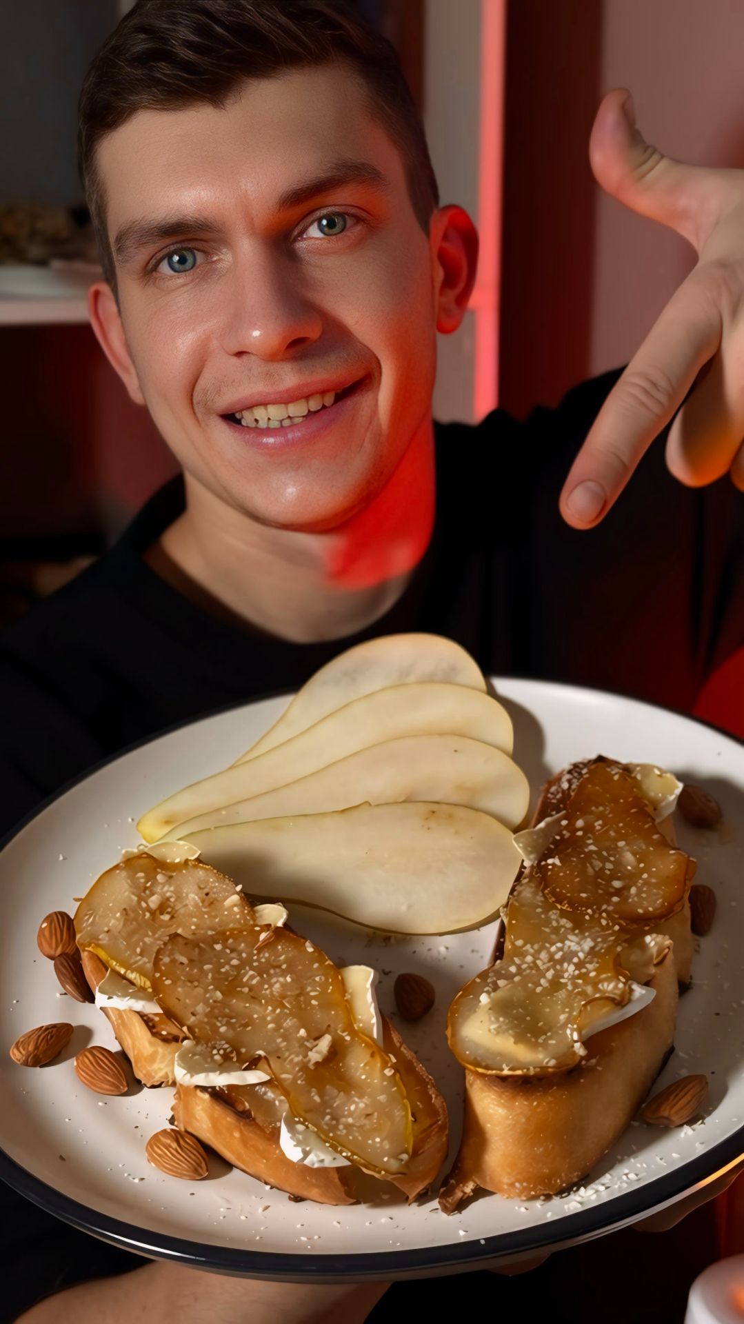 Брускетты с карамелизированной грушей смотреть онлайн