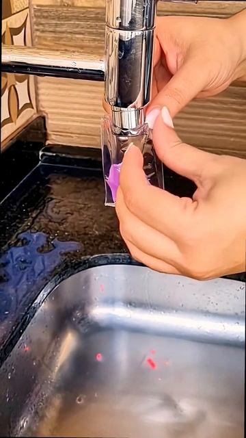 Разноцветный водяной шарик смотреть онлайн