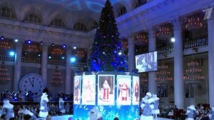 В Колонном зале Дома союзов состоялось новогоднее преставление, посвященное 90-летию Всесоюзной елки