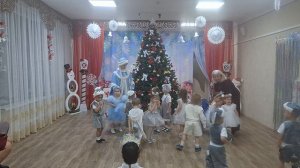 Новый год 2 младшая группа.mp4