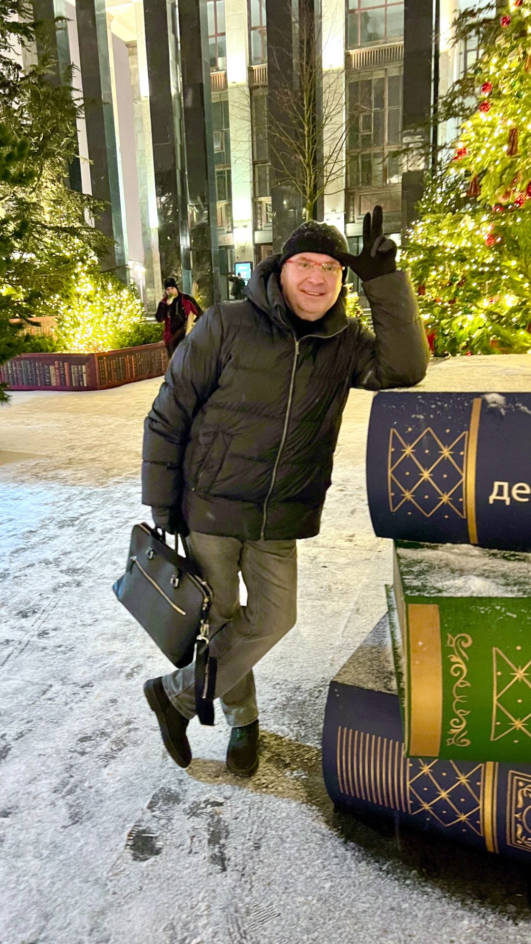 Вы такого не видели! Зимняя зима в Москве❄️ Нарядная, красивая, необыкновенная и новогодняя столица смотреть онлайн