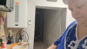 Всем приветик готовлю  из того что есть вкуснятку к чаю🤣🤣🙈👍