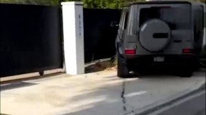 Россиянка протаранила автомобиль грабителей в Америке и те убежали от страха