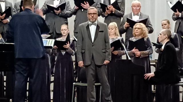 Концерт для хора       《ПУШКИНСКИЙ ВЕНОК》
Кантата《КУРСКИЕ ПЕСНИ》 смотреть онлайн