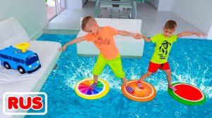 Влад и Никита играют с маленьким автобусом Тайо! Веселые истории для детей!