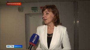 В эти минуты в школе № 19 вручают именные стипендии мэра Иркутска