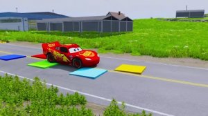 МУЛЬТИКИ ПРО МАШИНКИ.  Смешные поездки машин по дороге с препятствиями. ЗАНИМАТЕЛЬНОЕ ДЕТЯМ.