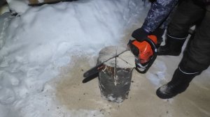 Окунь в глухозимье. Отдыхаем на лесной избе.