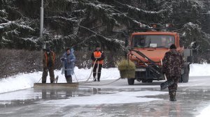 В центре Кургана залили бесплатный каток на 1300 квадратных метров