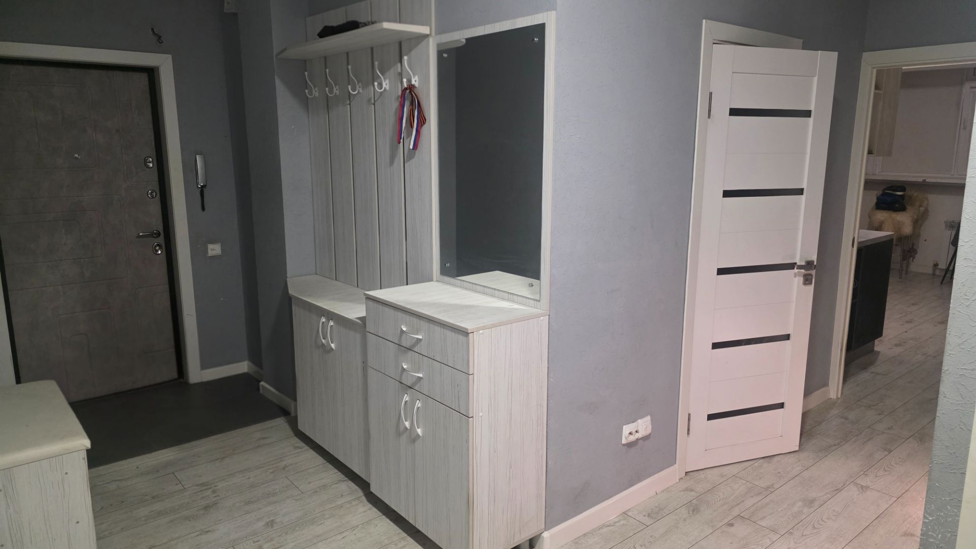 БЕЛГОРОД! Продается квартира 3х комнатная площадью 871 кв. м.