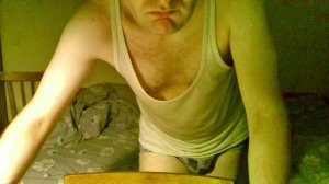 иногда поевляется котик на икране