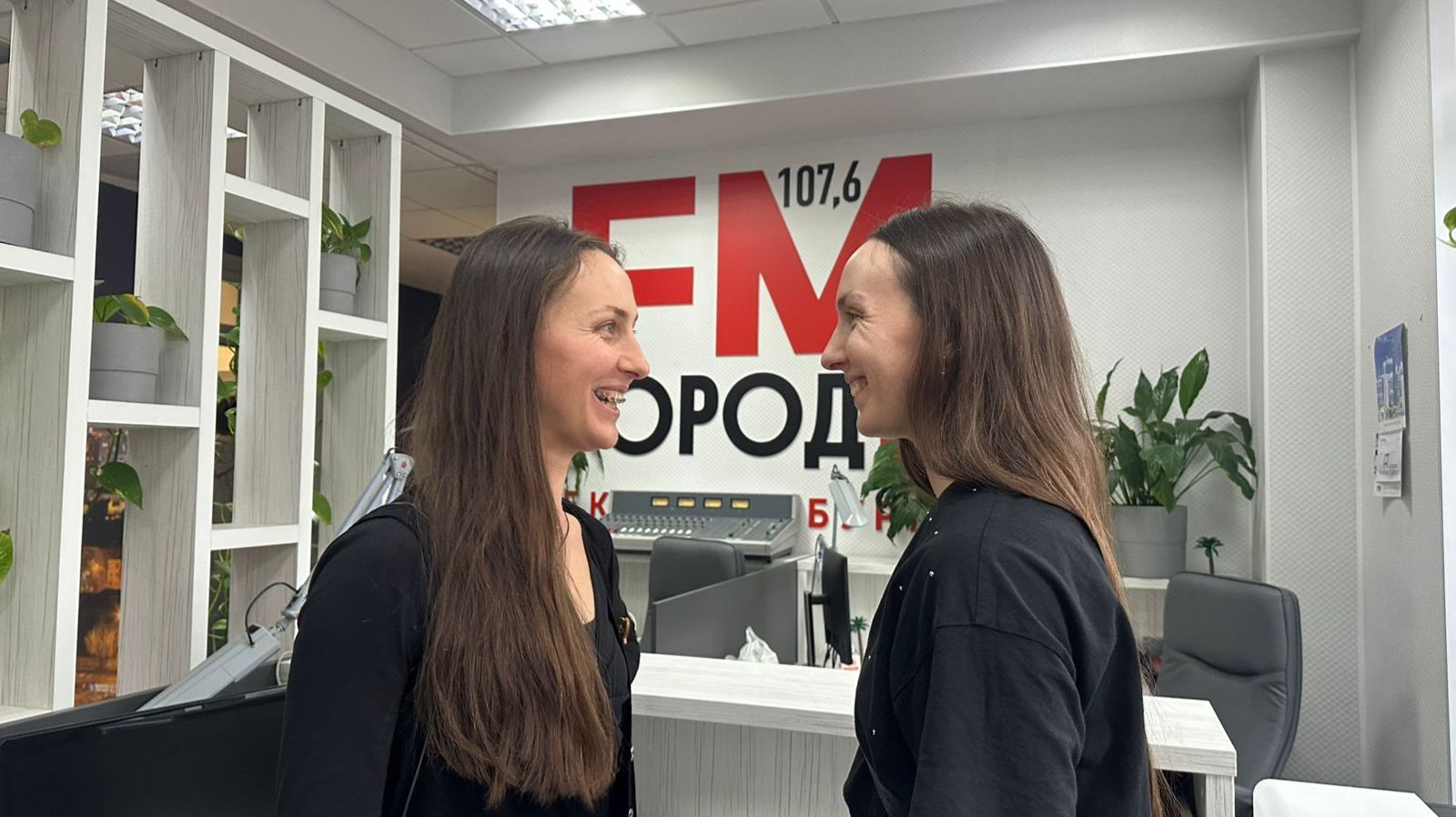 Дудл для Гугл, Лиса для леса и скомканная бумага для облаков смотреть онлайн