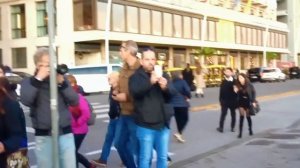 Уличный саксофон. Душевная музыка