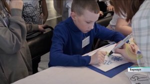 На губернаторских ёлках в Алтайском театре драмы проходят мастер-классы по 3D-моделированию