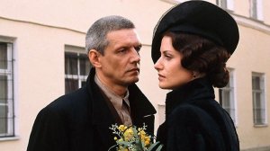 Чёрный плащ