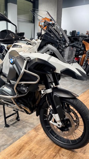 2015 BMW R 1200 GS ADV Alpine White 17K