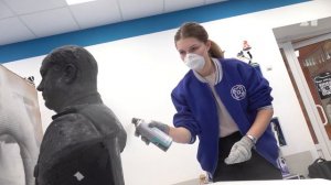 Изготовленный в Ярославле бюст маршала Толбухина установят в Акимовском округе