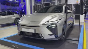 LEXUS ES 2026 обзор
