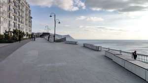 Анапа зимой. Накрывает арктическое вторжение. Белая набережная 24 декабря 2025.