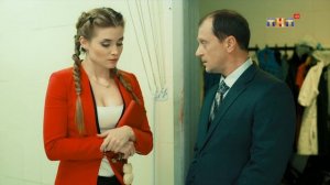 СашаТаня. В кафе «Милана» идет проверка.