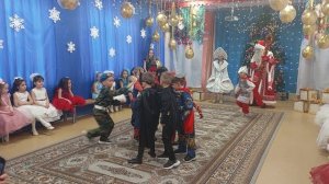 "Супергерои" Новогодний утренник.