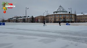 Зимний сезон стартовал на катке в 6 мкр!