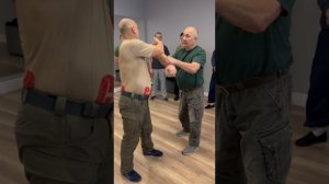 Держать и удерживать