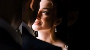 Something magical..". (Нечто колдовское...)