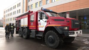 В образовательном центре № 2 в Ивантеевке отработали действия при условном пожаре.